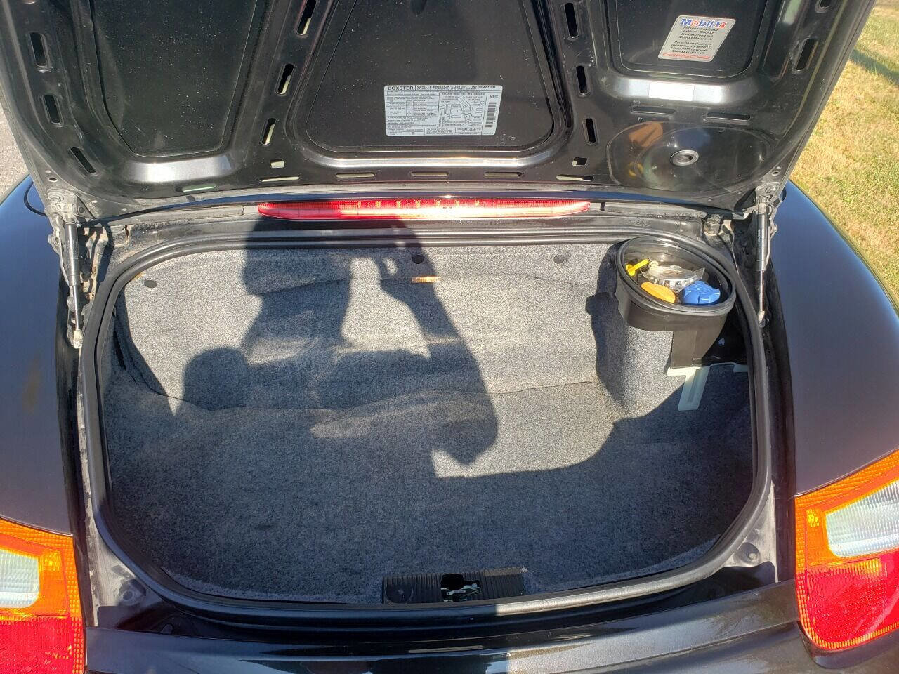 Used 1999 Porsche Boxster image 17