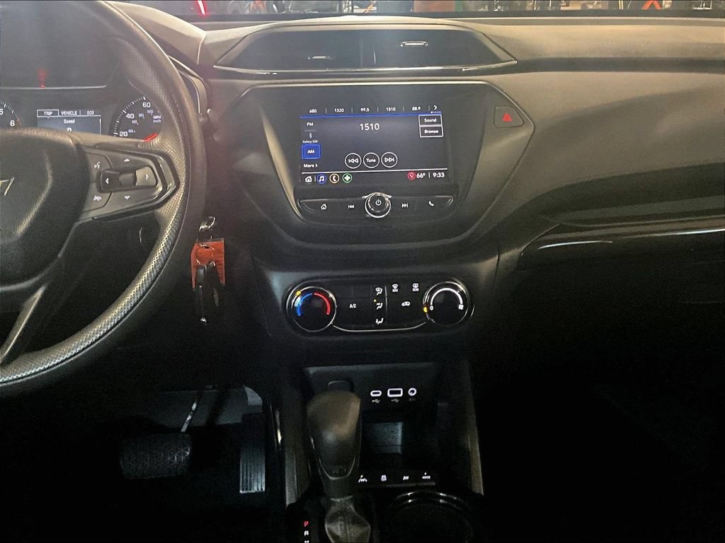 Used 2021 Chevrolet TrailBlazer LS AWD/4WD image 18