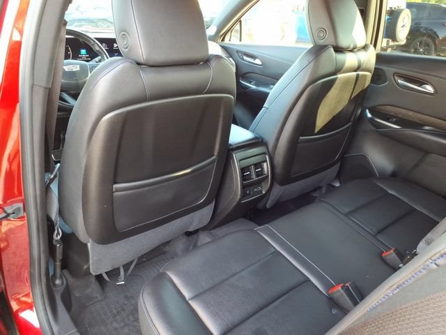 Used 2025 Cadillac XT4 Sport w/ Cold Weather Package FWD image 14