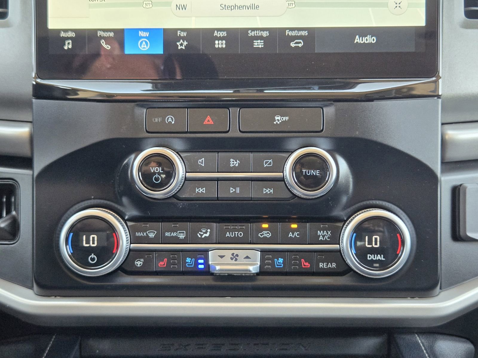 Certified 2023 Ford Expedition Max XLT image 21