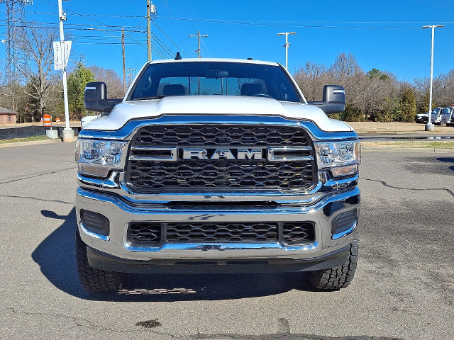 Used 2024 RAM 2500 Tradesman w/ Chrome Appearance Group AWD/4WD image 2