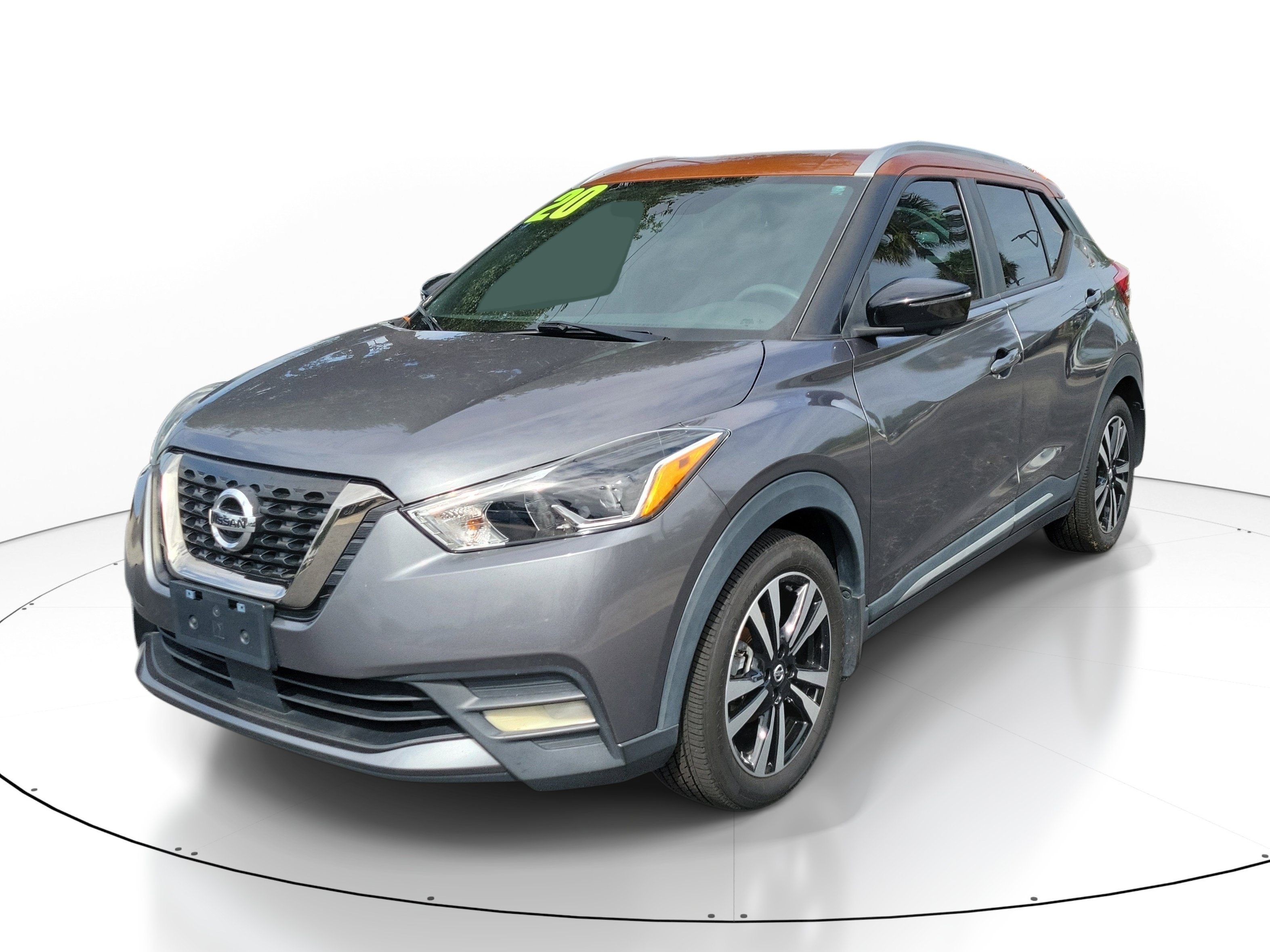 Used 2020 Nissan Kicks SR w/ SR Premium Package FWD image 3