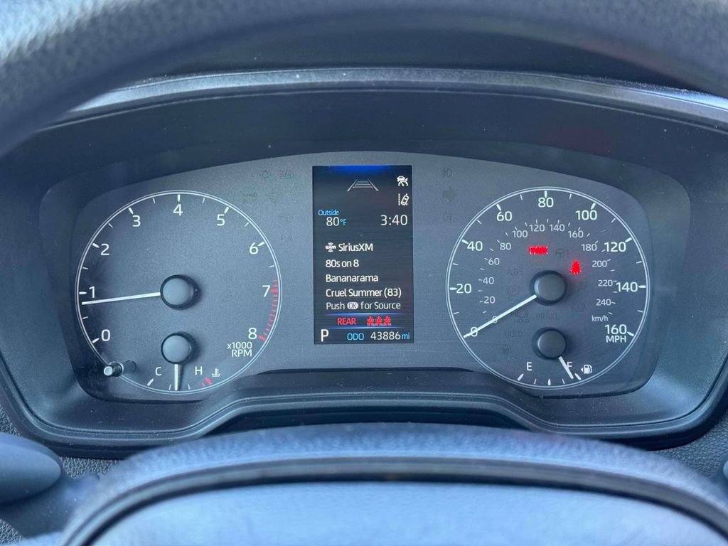 Used 2025 Toyota Corolla LE FWD image 27