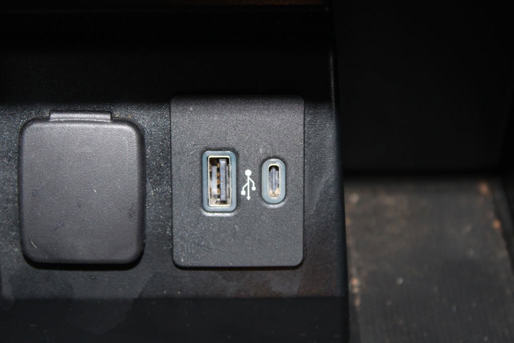 Used 2020 Ford Explorer 2WD image 44