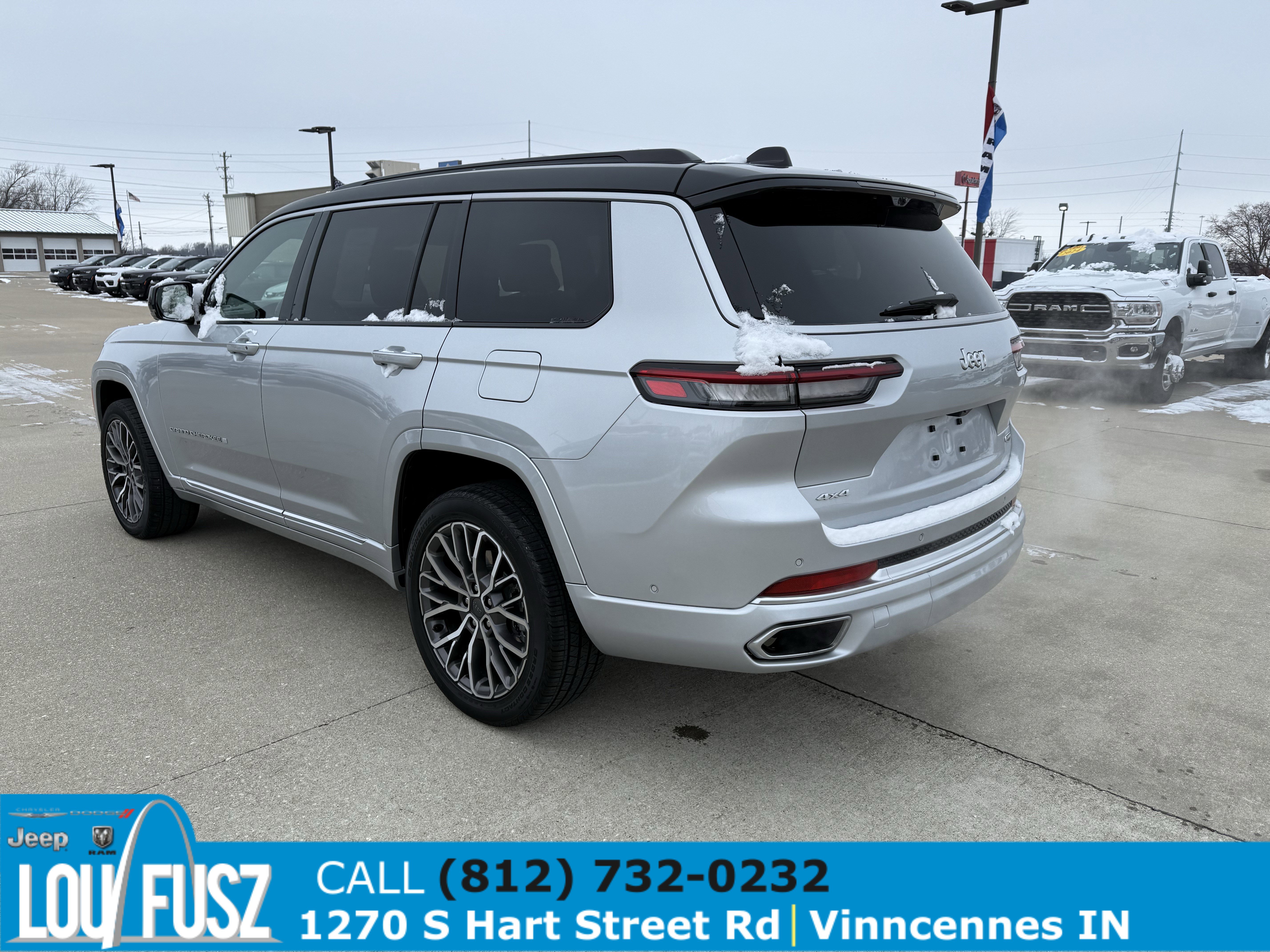 Used 2024 Jeep Grand Cherokee L Summit image 5