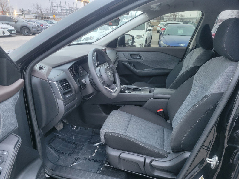 Used 2021 Nissan Rogue S image 20