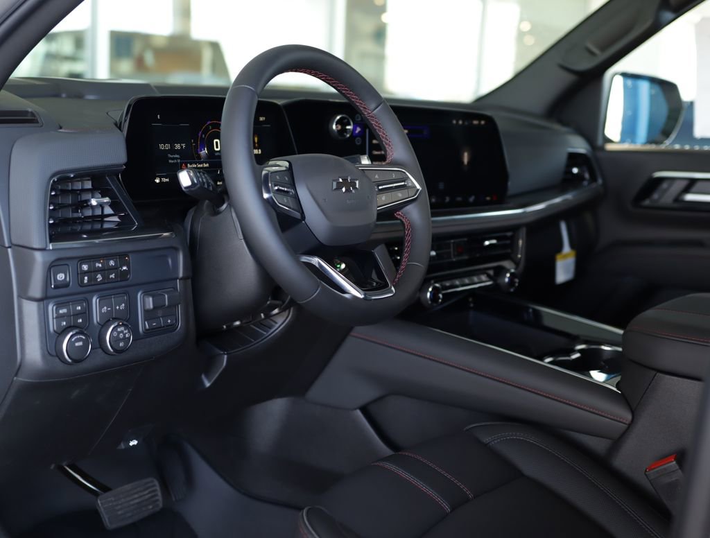 New 2026 Chevrolet Suburban RST w/ Comfort Package AWD/4WD image 9