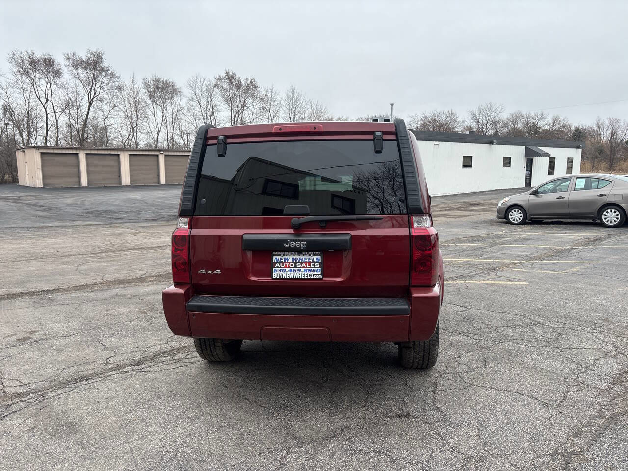 Used 2007 Jeep Commander Sport image 4