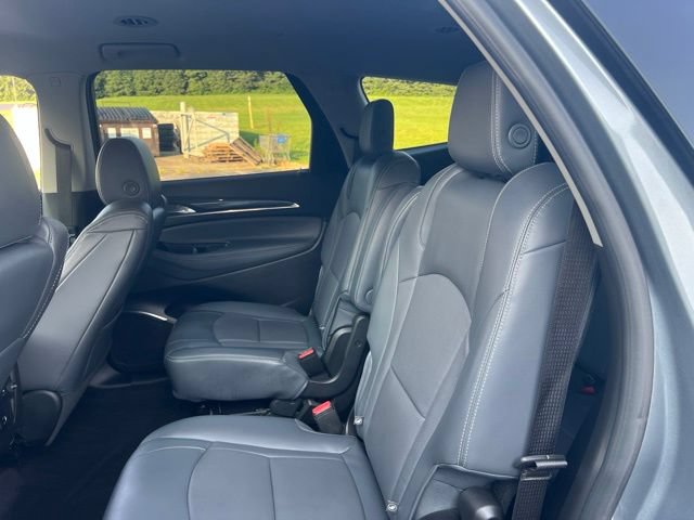 Used 2018 Buick Enclave Essence AWD/4WD image 29