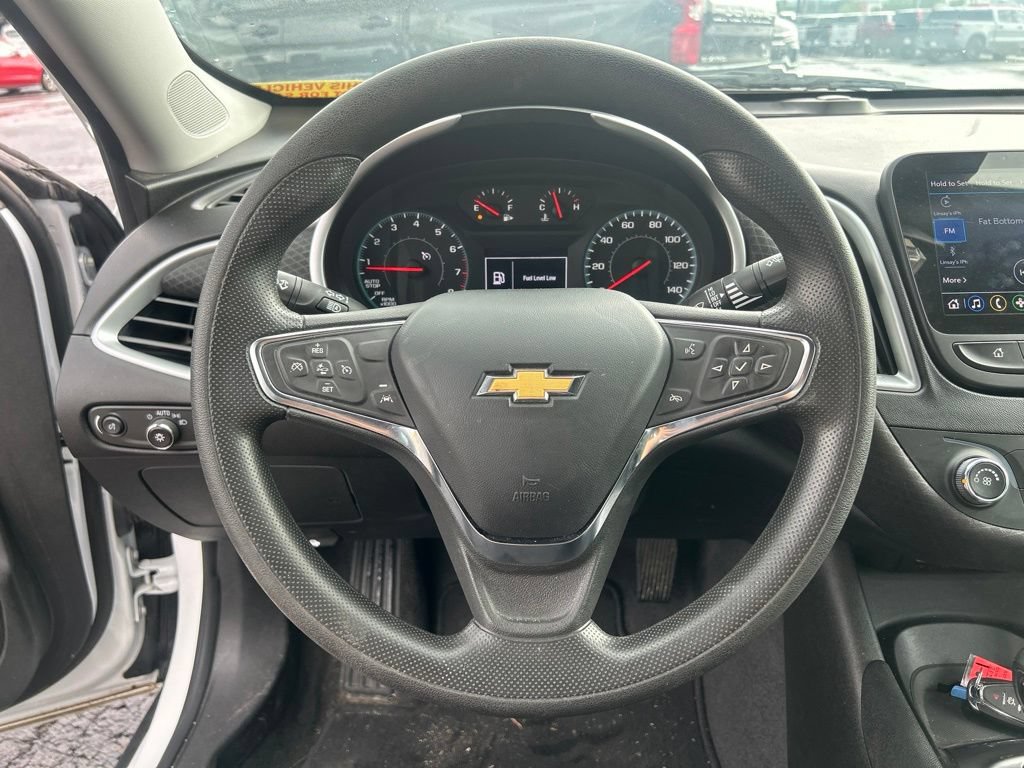 Used 2023 Chevrolet Malibu LS FWD image 19