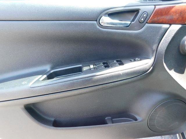 Used 2006 Chevrolet Impala LS FWD image 10