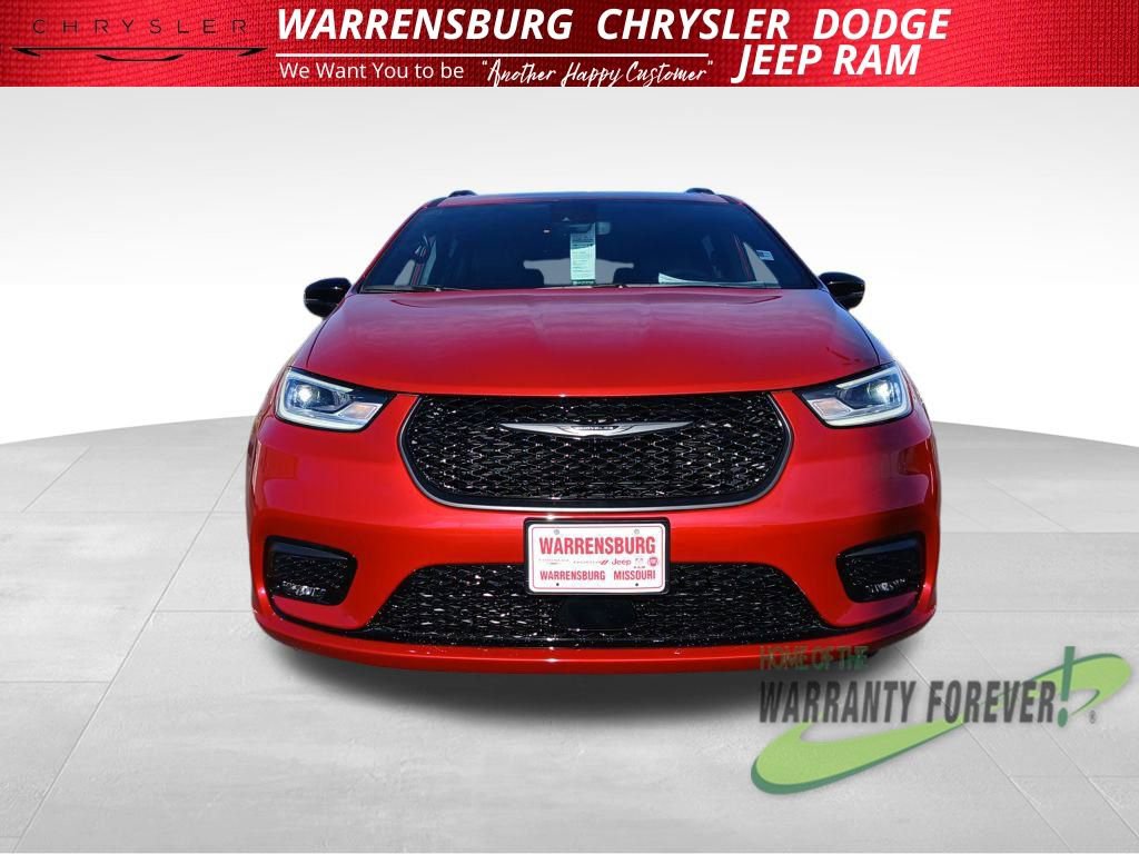 New 2026 Chrysler Pacifica Select w/ S Appearance Package image 10