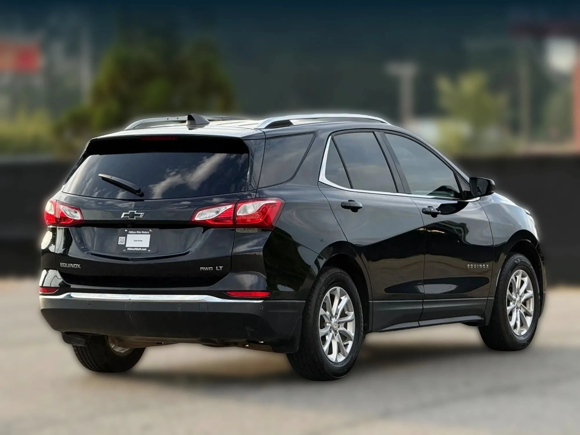 Used 2020 Chevrolet Equinox LT AWD/4WD image 9