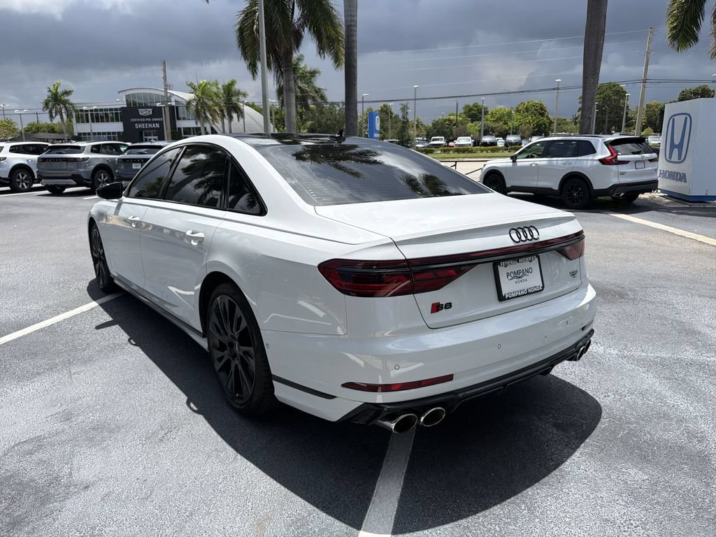 Used 2025 Audi S8 w/ Executive Package AWD/4WD image 6