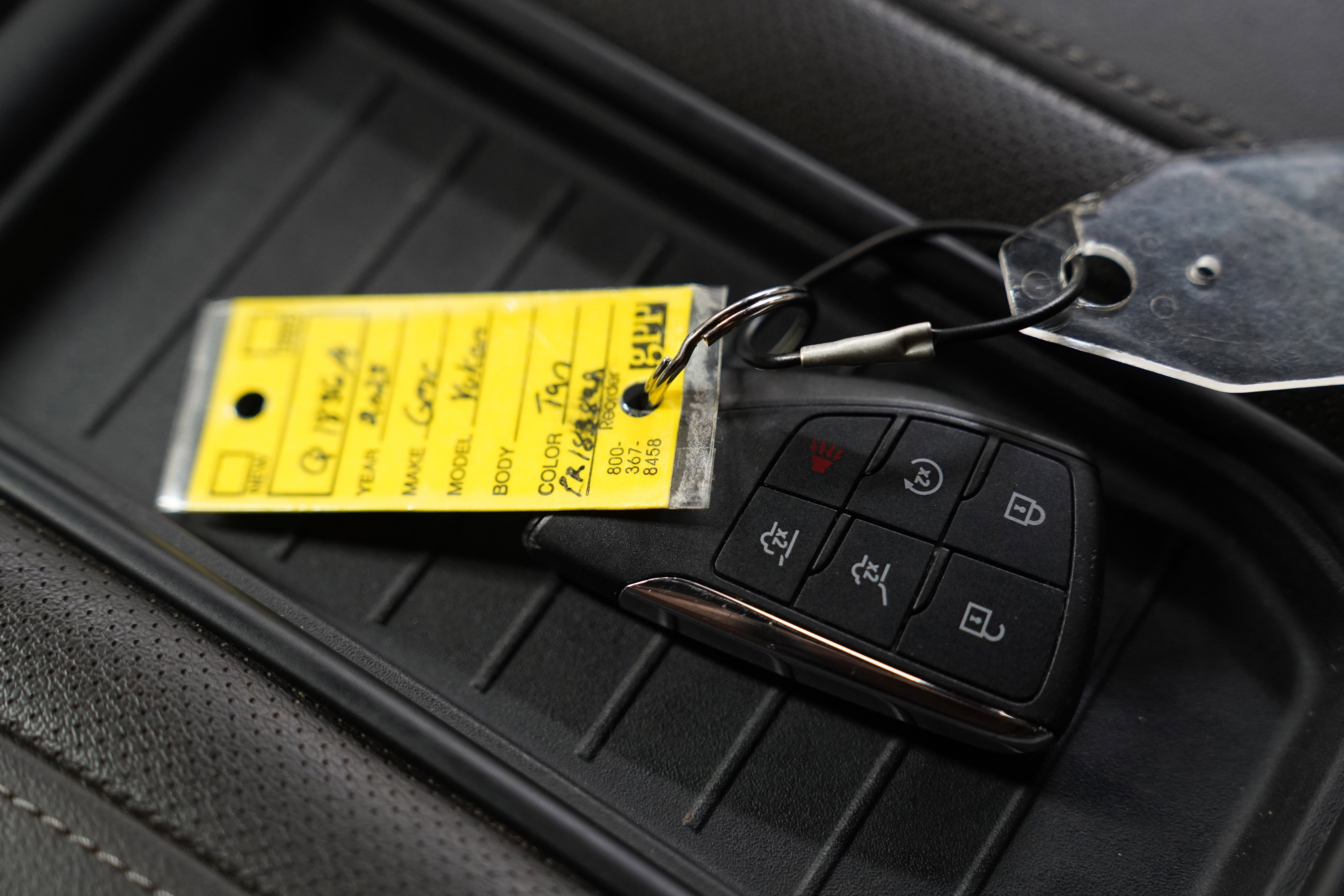 Used 2023 GMC Yukon SLT image 34