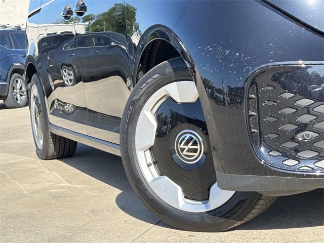 New 2025 Volkswagen ID. Buzz Pro S image 2