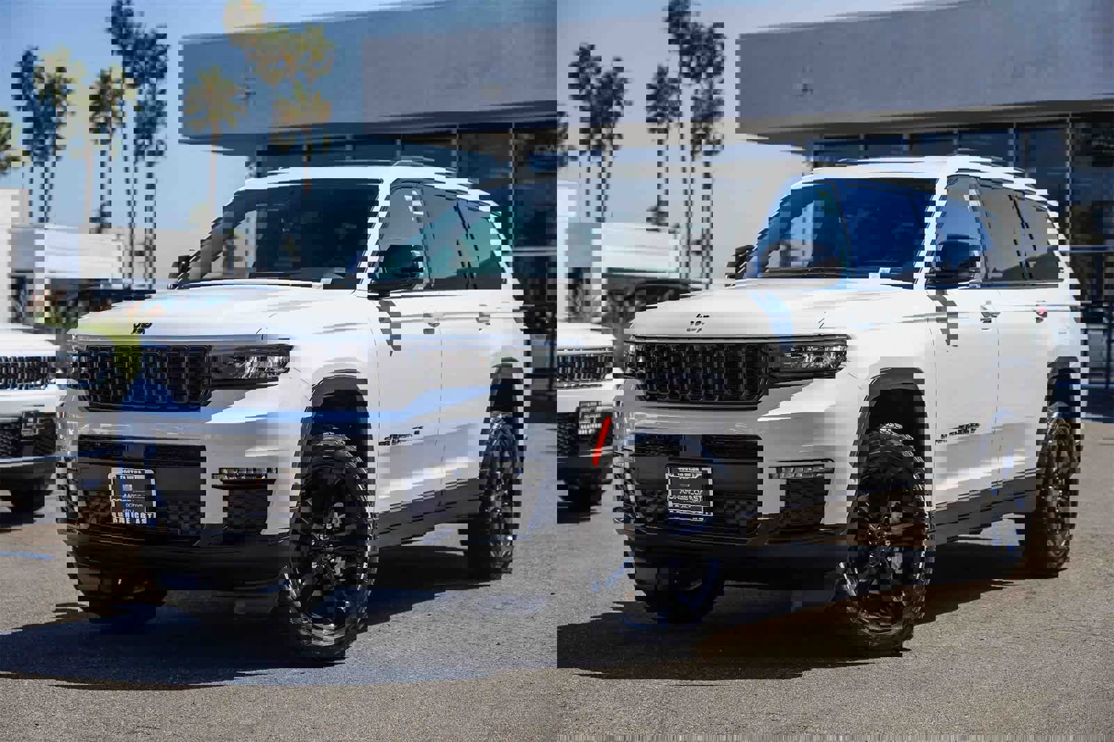 New 2025 Jeep Grand Cherokee L Limited w/ Luxury Tech Group II