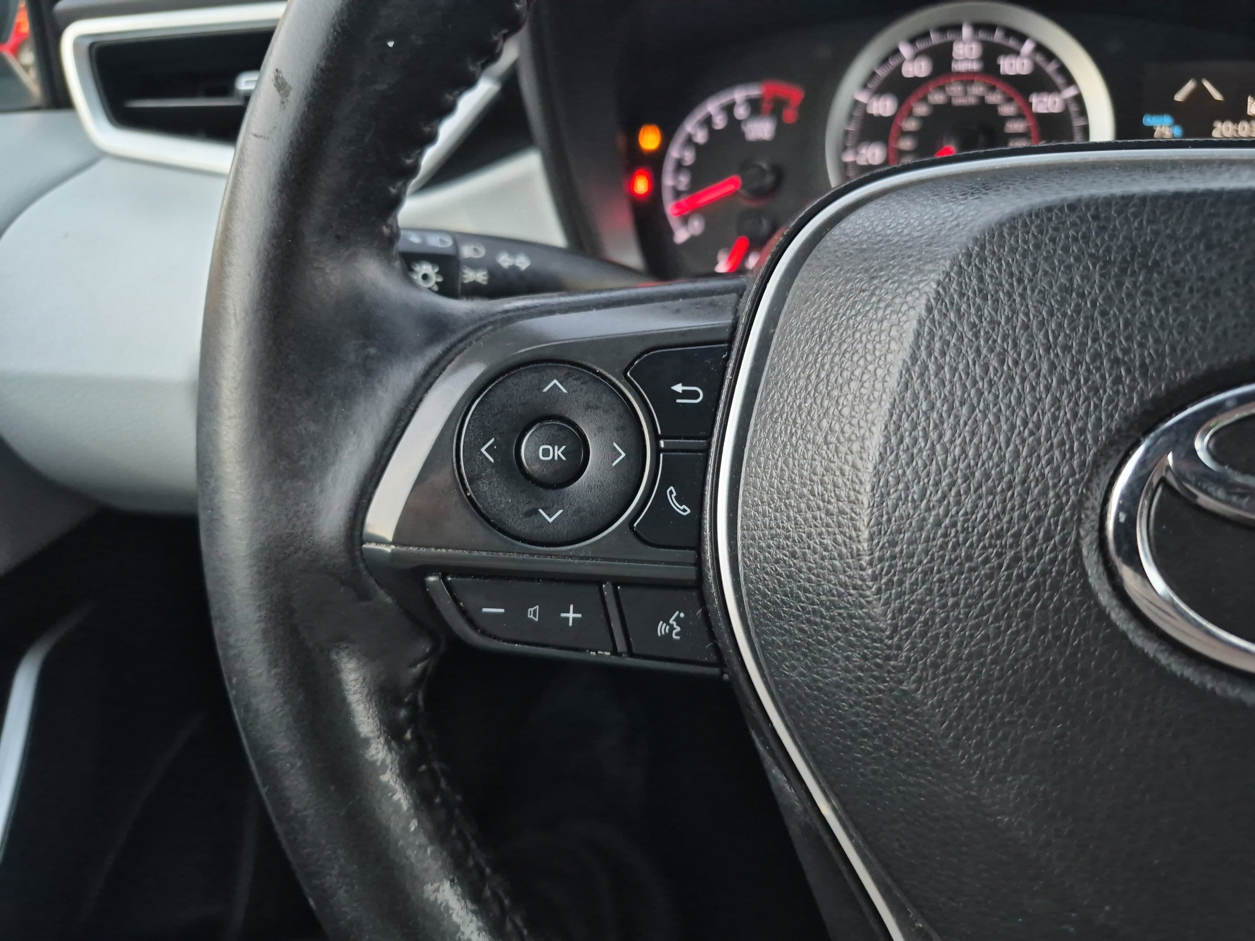Used 2021 Toyota Corolla SE FWD image 22