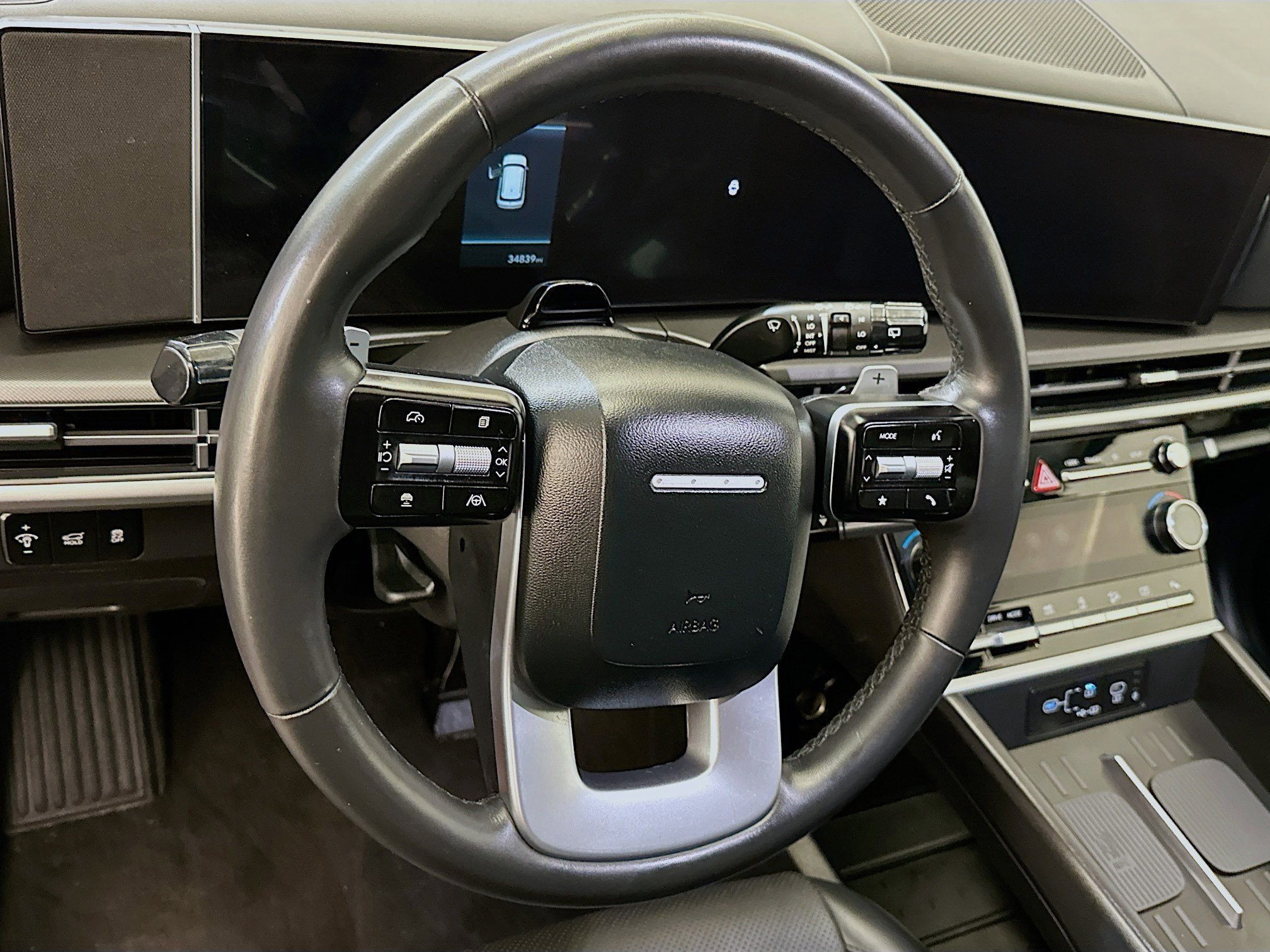 Used 2025 Hyundai Santa Fe SEL image 18