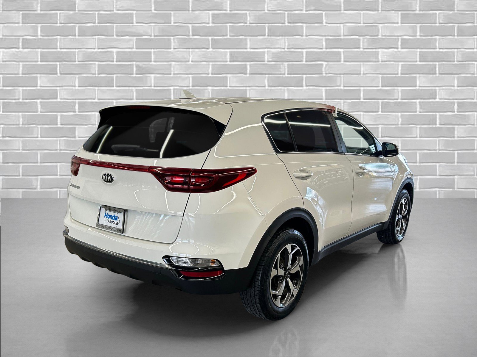 Used 2020 Kia Sportage LX image 5