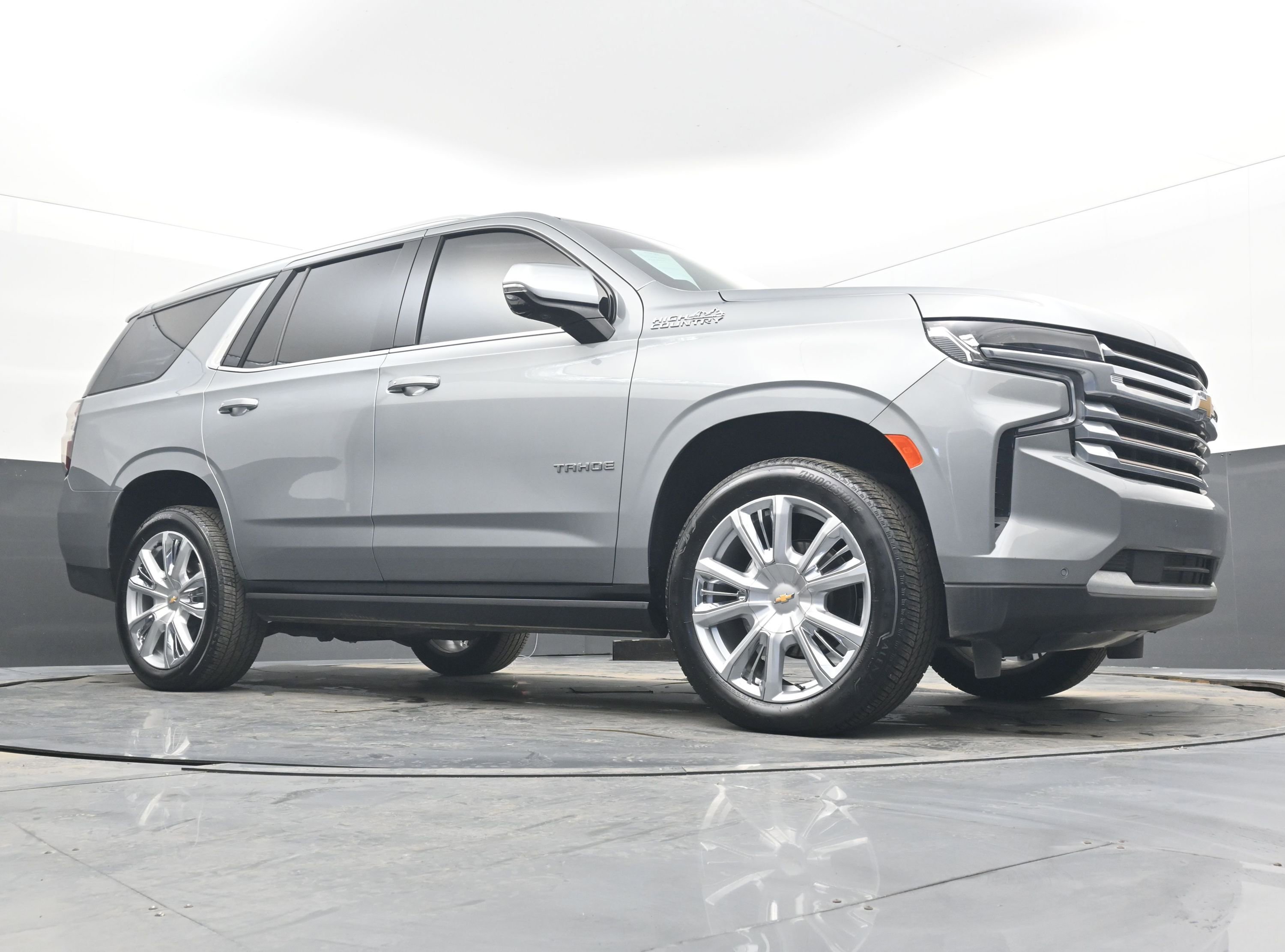 Certified 2024 Chevrolet Tahoe High Country w/ Premium Package image 38