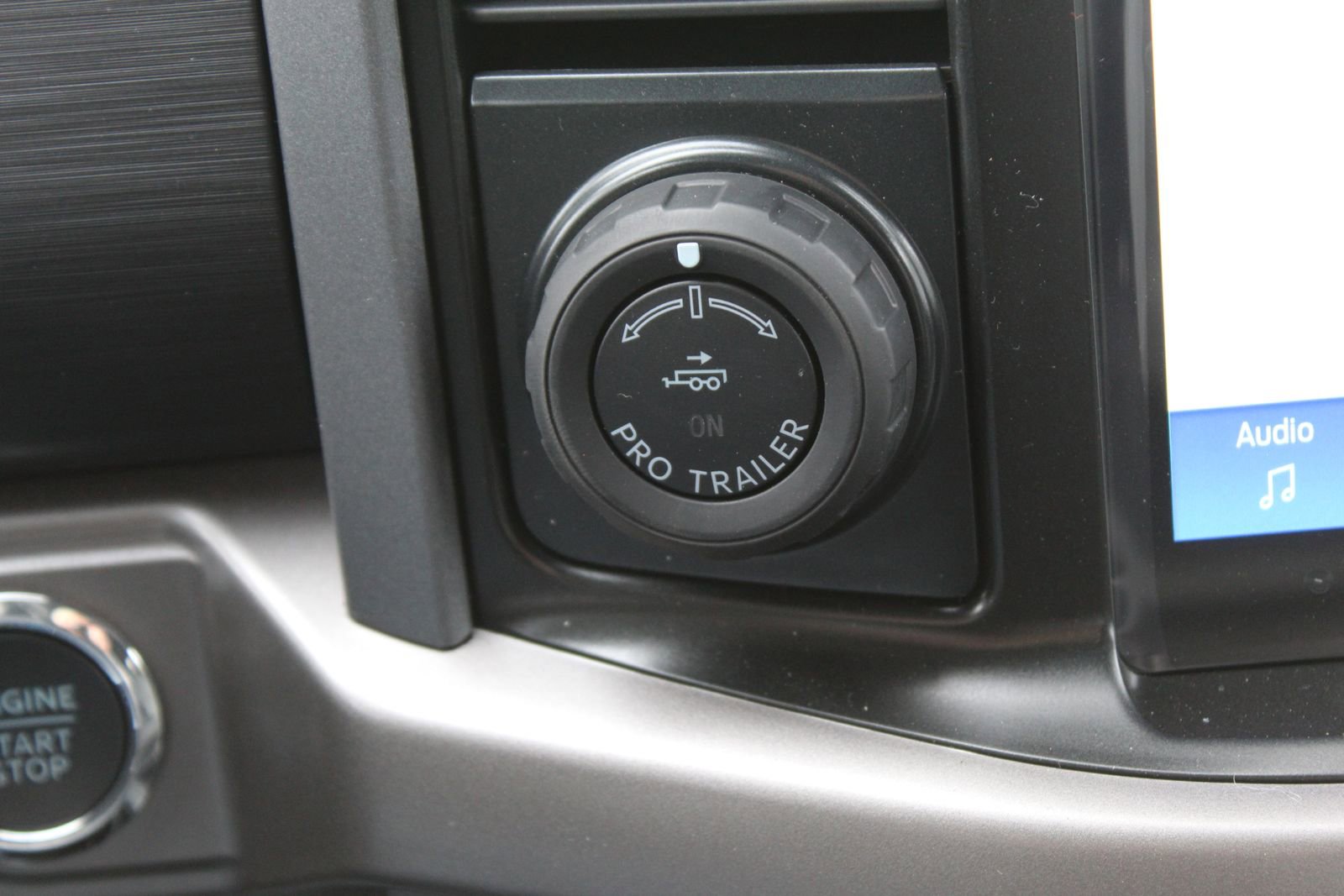 New 2025 Ford F150 XLT w/ Equipment Group 302A MID image 36