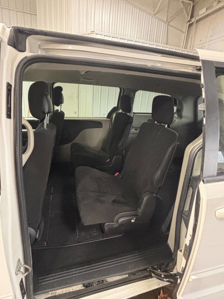 Used 2013 Dodge Grand Caravan SE image 7