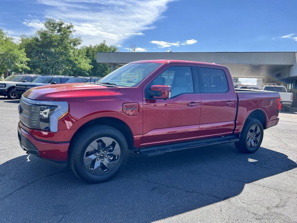 New 2023 Ford F150 Lightning Lariat AWD/4WD image 1