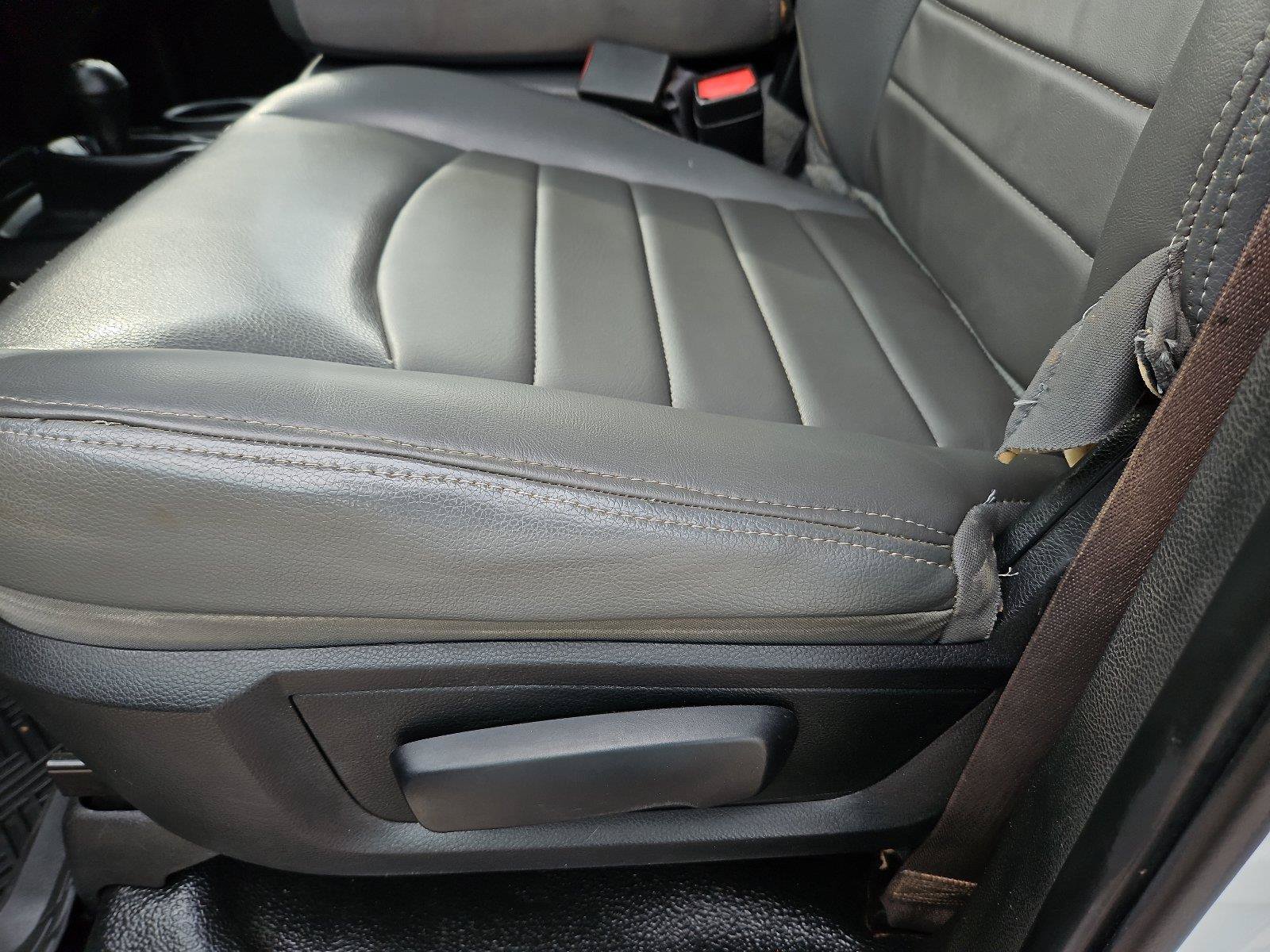 Used 2018 RAM 2500 ST AWD/4WD image 22