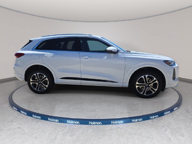 Used 2025 Audi Q5 Premium w/ Convenience Package AWD/4WD image 5