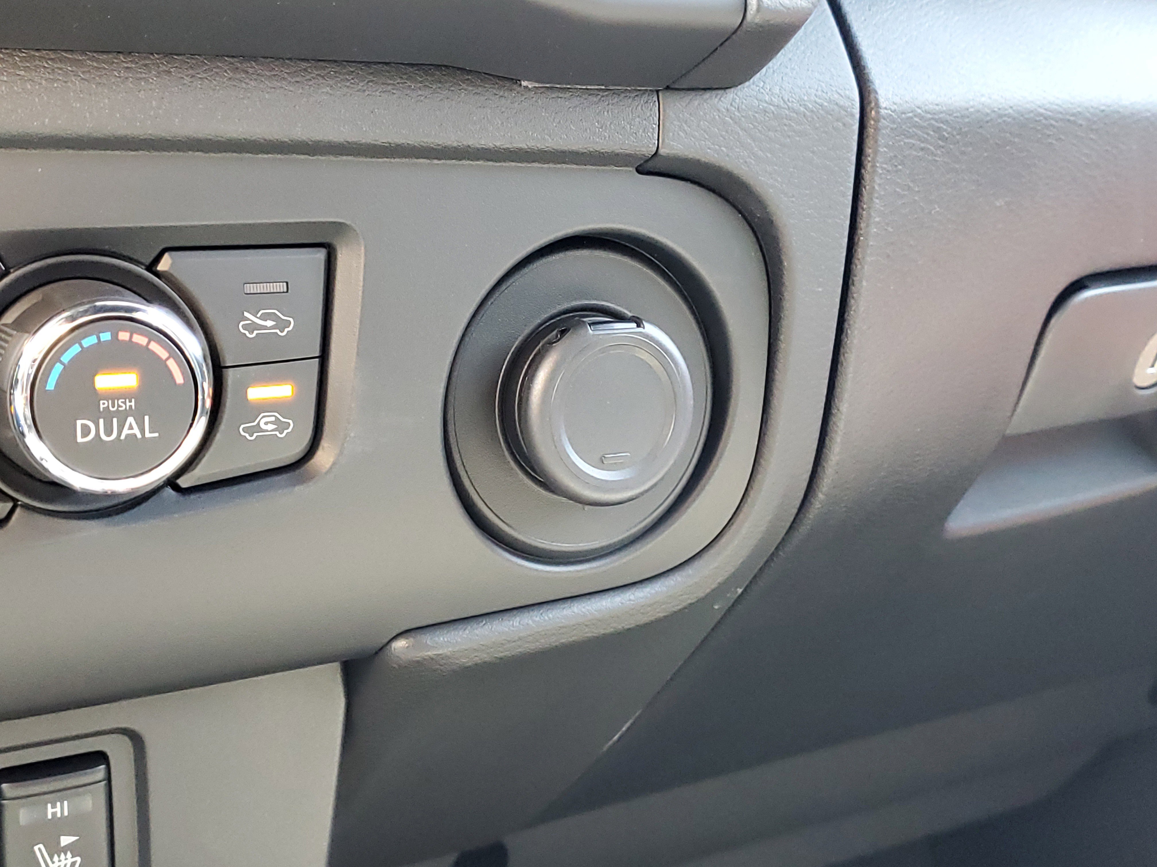 New 2026 Nissan Frontier PRO-4X w/ Pro-4x Convenience Package AWD/4WD image 18