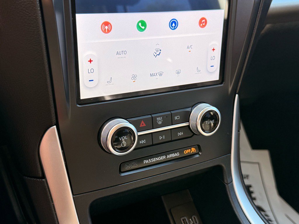 Used 2024 Ford Edge SEL image 20