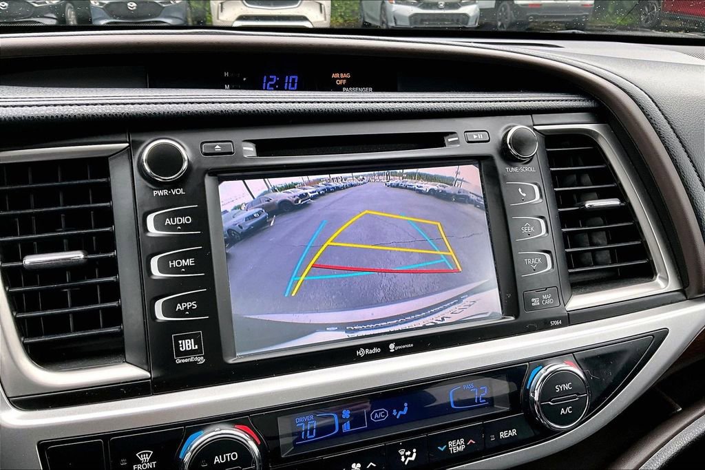 Used 2015 Toyota Highlander Limited FWD image 21