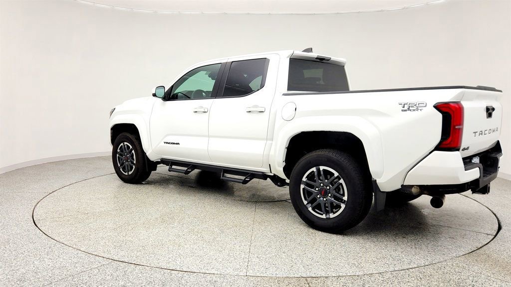 Used 2024 Toyota Tacoma TRD Sport AWD/4WD image 7