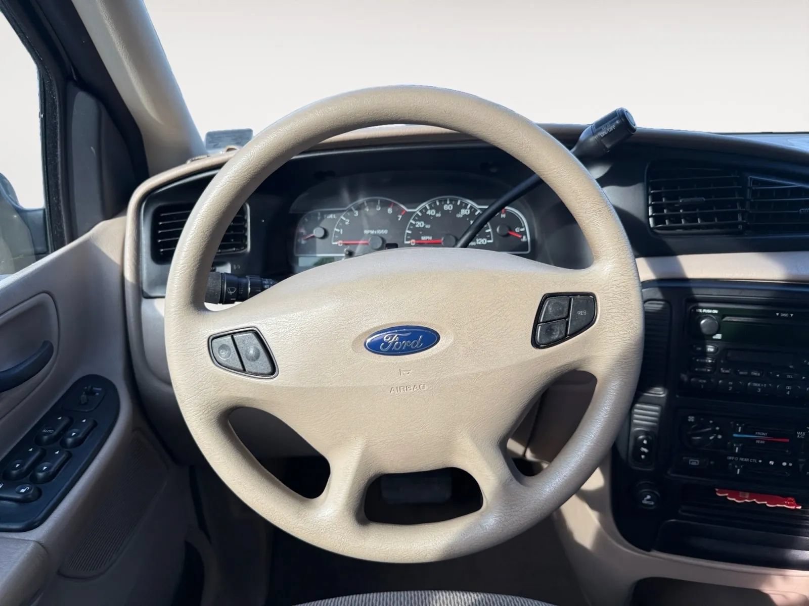 Used 2003 Ford Windstar LX FWD image 15