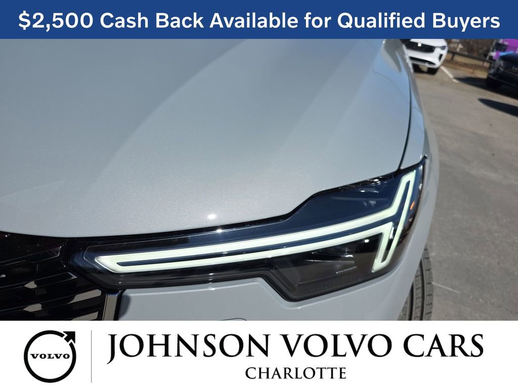 New 2026 Volvo XC90 B6 Ultra w/ Protection Package image 36