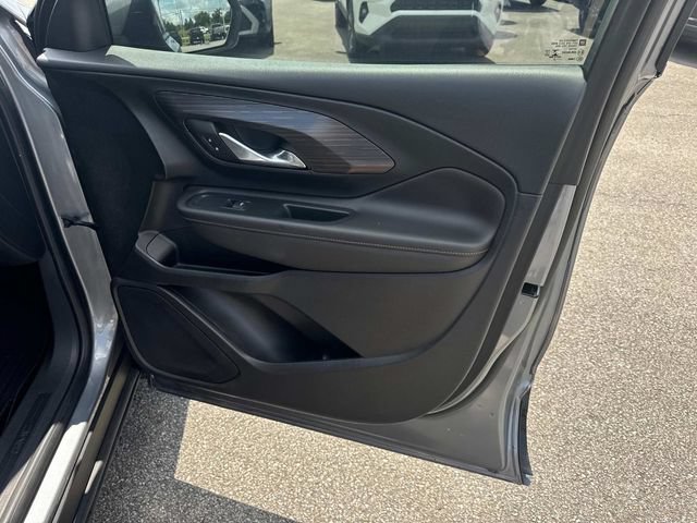 Used 2021 GMC Terrain SLT AWD/4WD image 25