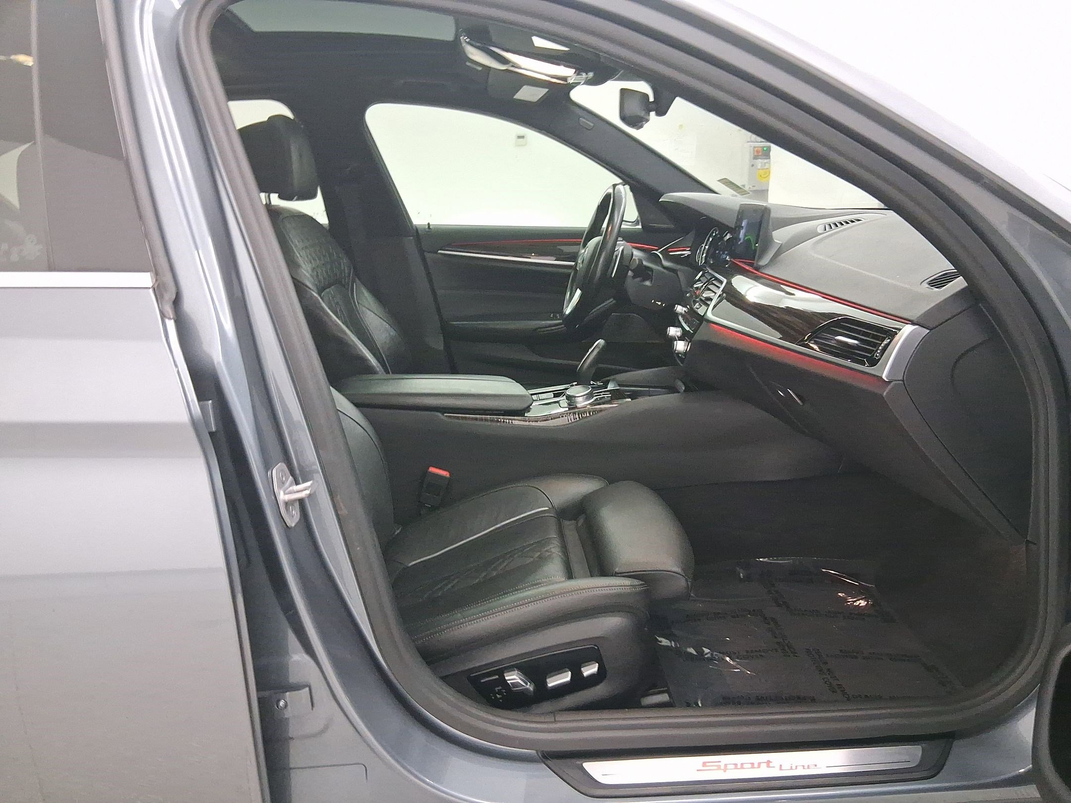 Used 2017 BMW 540i image 33