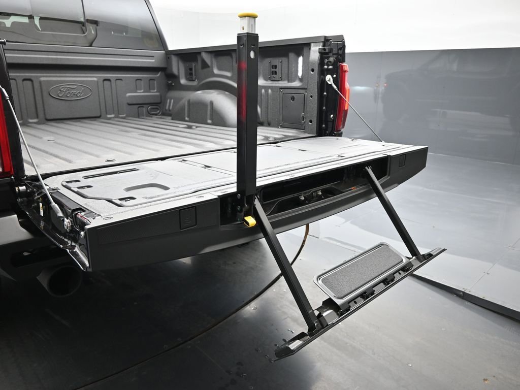 New 2025 Ford F150 Raptor image 25