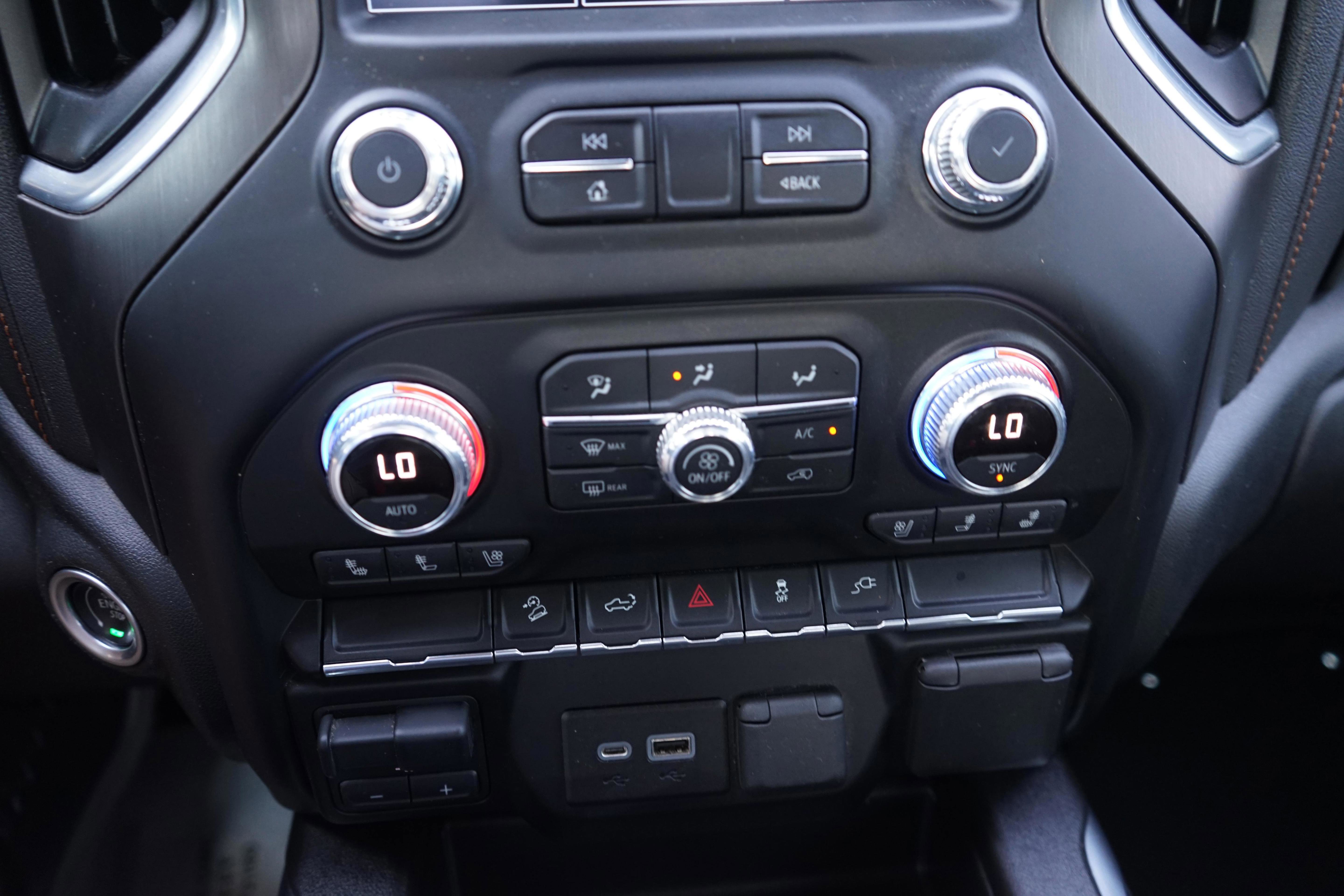 Used 2021 GMC Sierra 1500 AT4 image 16