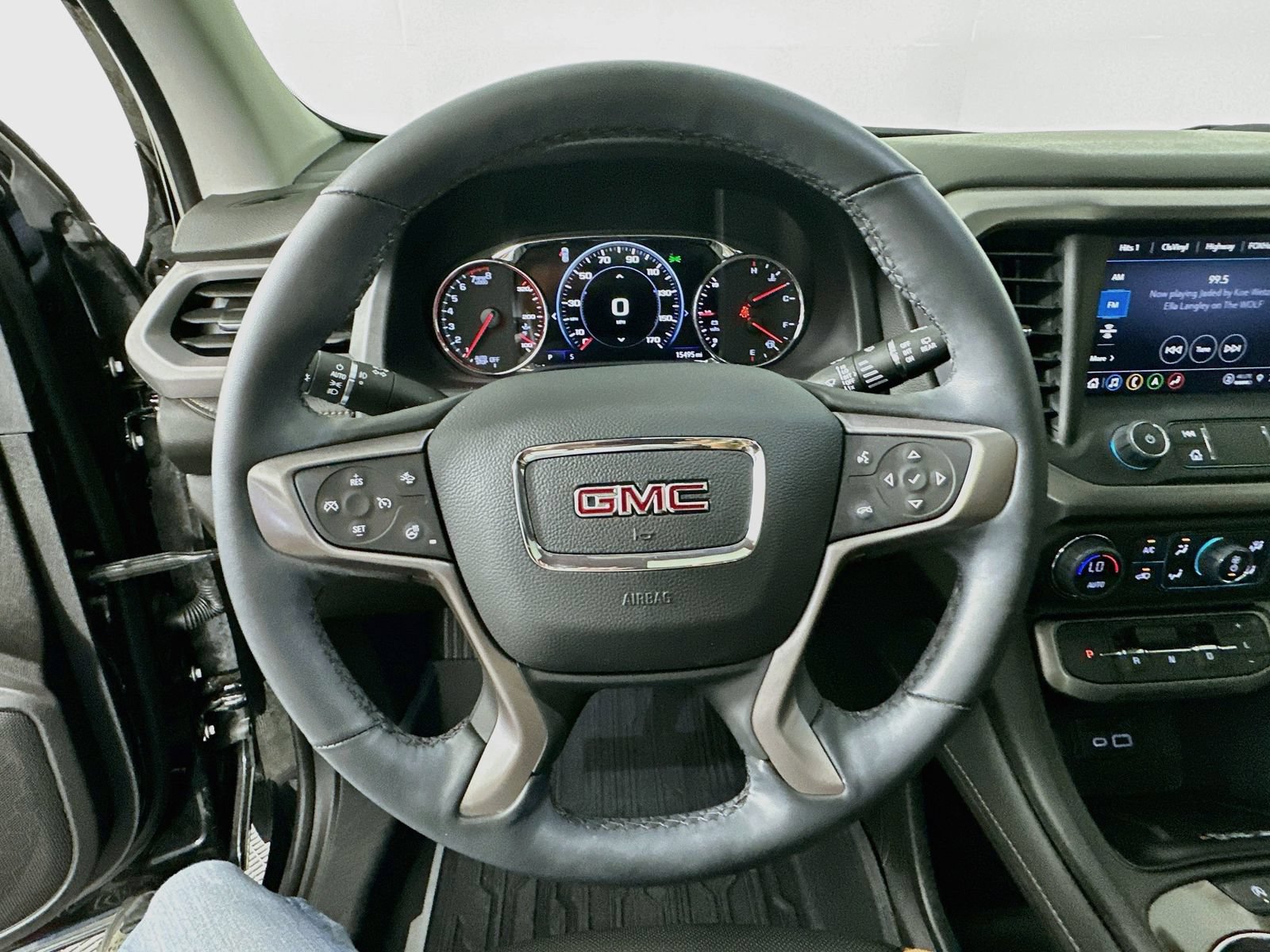Used 2023 GMC Acadia AT4 w/ Technology Package AWD/4WD image 12