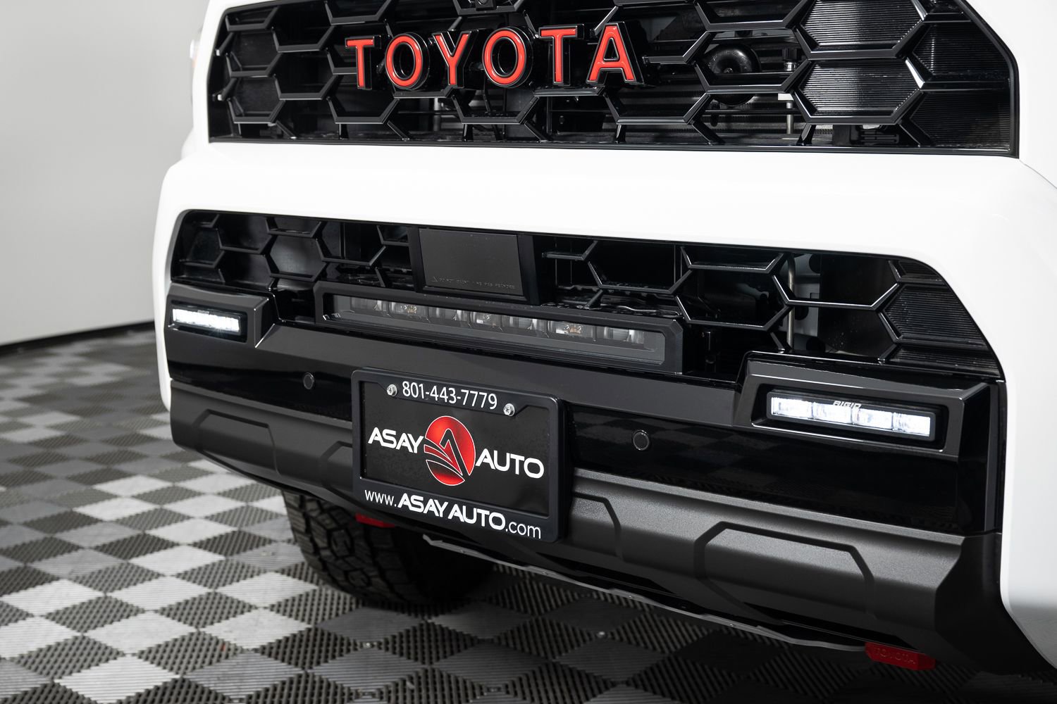 Used 2025 Toyota 4Runner TRD Pro AWD/4WD image 19
