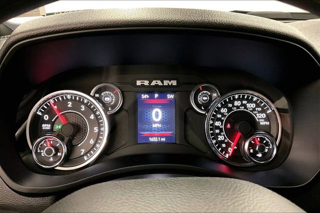 Used 2024 RAM 2500 Tradesman w/ Chrome Appearance Group image 29