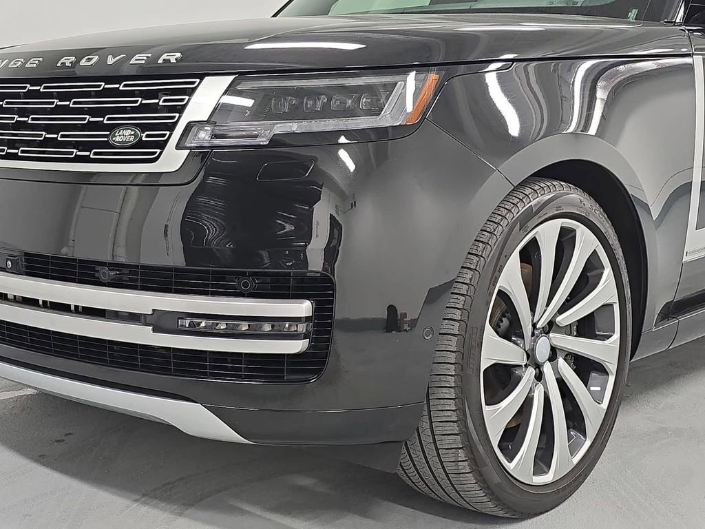 Used 2024 Land Rover Range Rover Long Wheelbase Autobiography AWD/4WD image 11