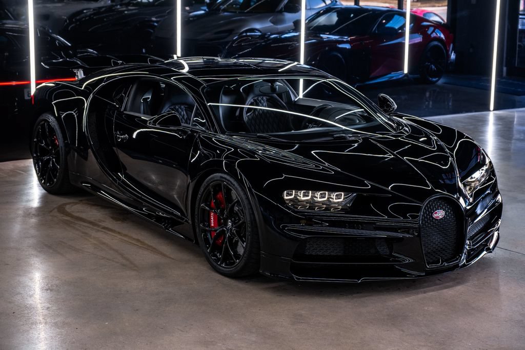 Used 2018 Bugatti Chiron AWD/4WD image 2
