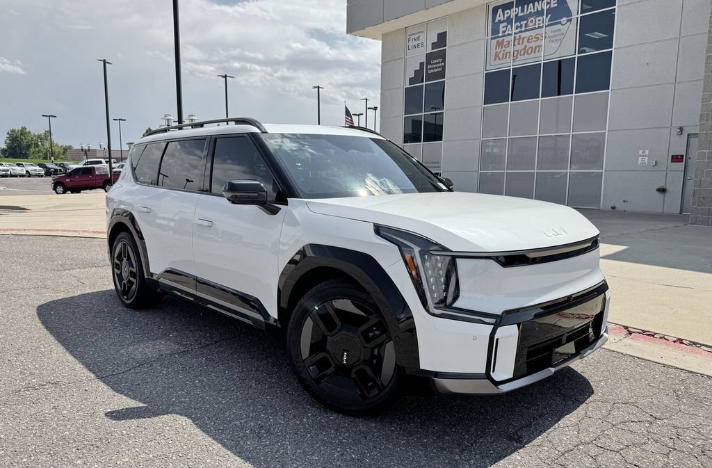 Used 2024 Kia EV9 GT-Line AWD/4WD image 2