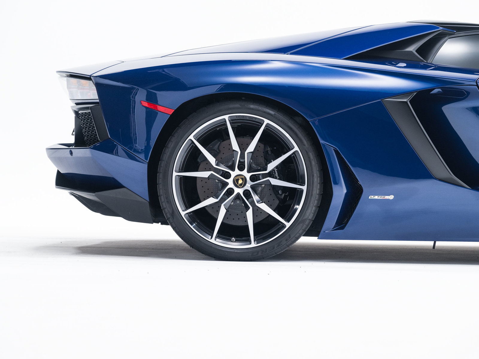 Used 2013 Lamborghini Aventador LP 700-4 AWD/4WD image 14