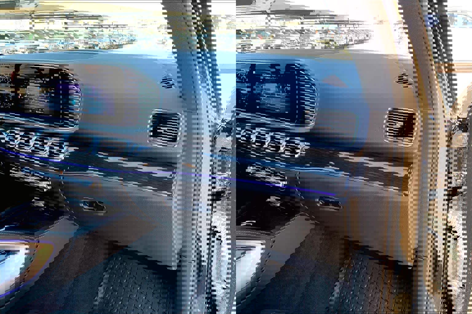 Used 2025 Mercedes-Benz GLE 450e 4MATIC image 18