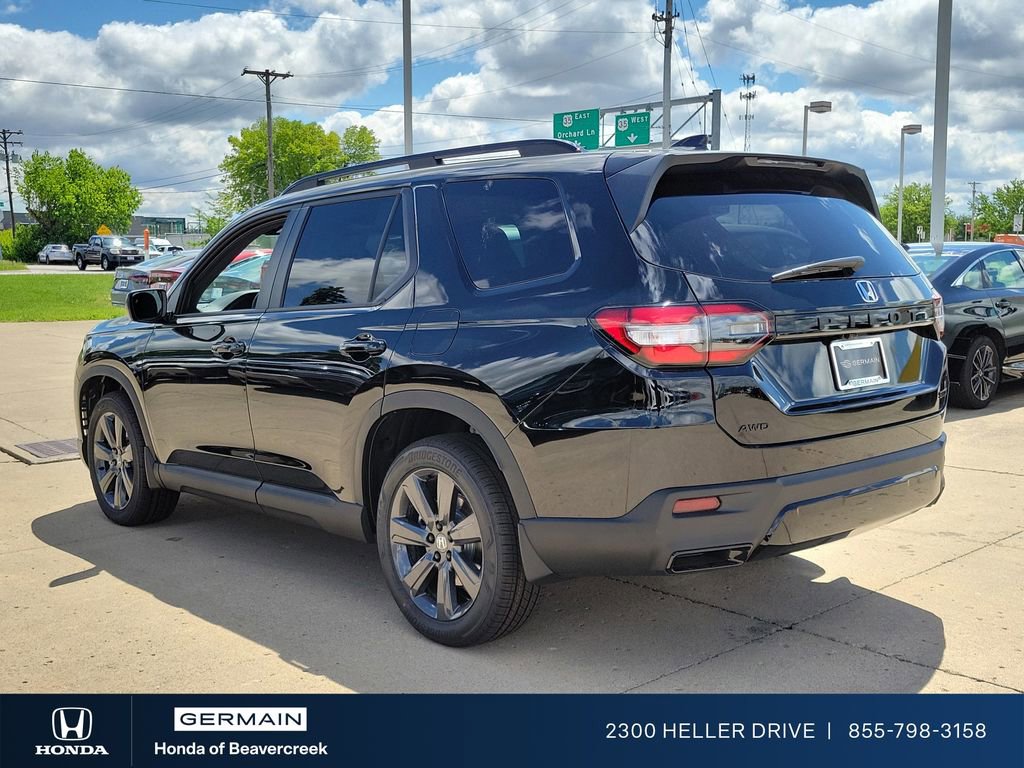 New 2026 Honda Pilot Sport image 7