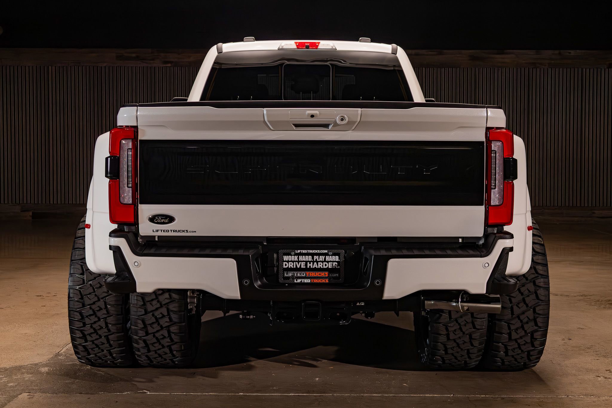 Used 2026 Ford F350 Platinum AWD/4WD image 8